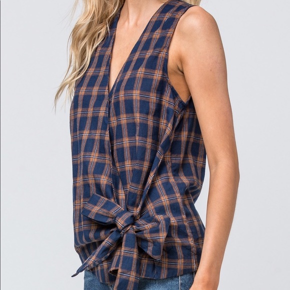 NAVY PLAID SURPLICE TOP with SELF TIE ON THE SIDE - Picture 6 of 8